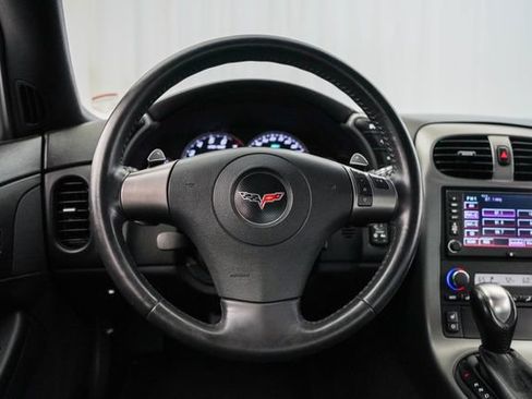 Used 2007 Chevrolet Corvette Coupe w/ Preferred Equipment Group RWD image 42