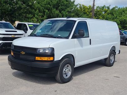New 2025 Chevrolet Express 2500