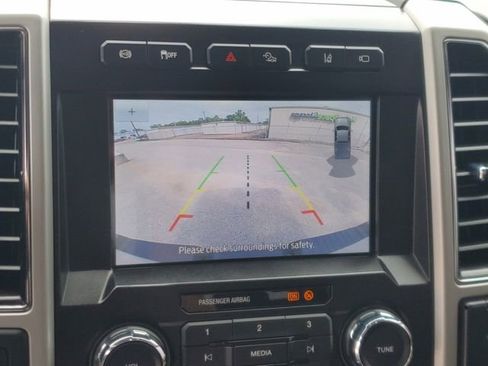 Used 2021 Ford F350 Lariat w/ Tremor Off-Road Package AWD/4WD image 28