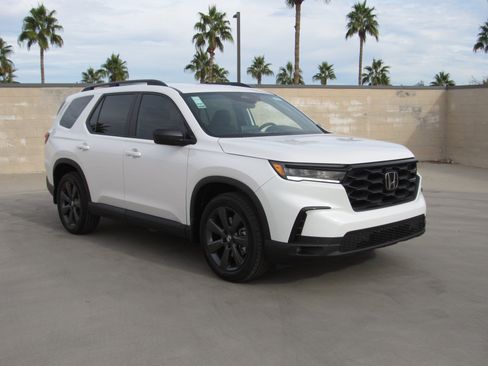 New 2025 Honda Pilot Sport image 1