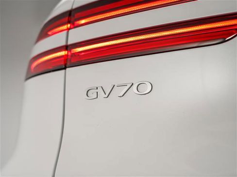 New 2026 Genesis GV70 3.5T Sport Prestige image 14