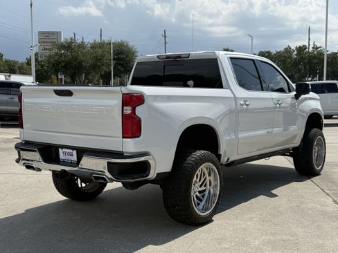 Used 2022 Chevrolet Silverado 1500 LTZ w/ LTZ Premium Texas Edition AWD/4WD image 5