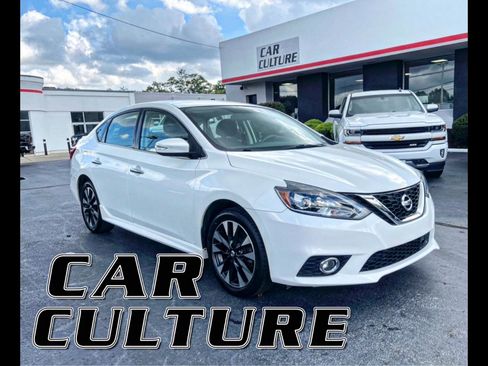 Used 2019 Nissan Sentra SR image 1