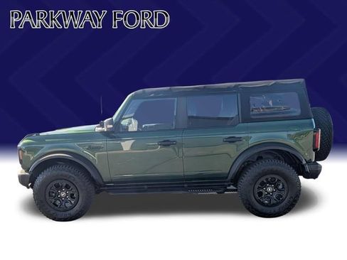 Used 2022 Ford Bronco Badlands w/ Sasquatch Package AWD/4WD image 7