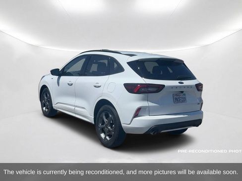 Used 2023 Ford Escape ST-Line w/ Equipment Group 301A FWD image 8