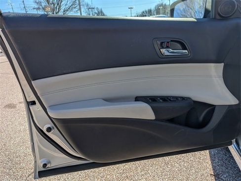 Used 2018 Acura ILX w/ Special Edition Package image 23