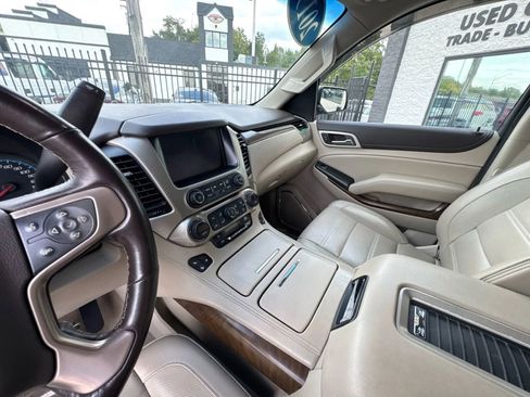 Used 2019 GMC Yukon XL Denali image 27