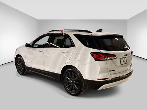 Used 2023 Chevrolet Equinox RS AWD/4WD image 3