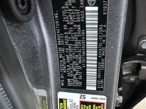 Used 2024 Toyota Camry SE w/ Cold Weather Package image 29