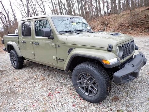 New 2026 Jeep Gladiator Sport image 9
