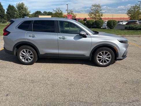 Used 2024 Honda CR-V EX-L image 2