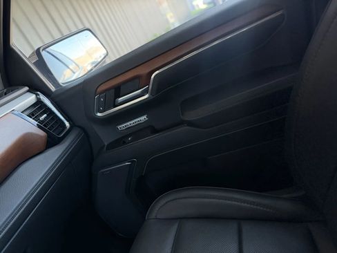 Used 2023 GMC Sierra 1500 Denali w/ Technology Package AWD/4WD image 40