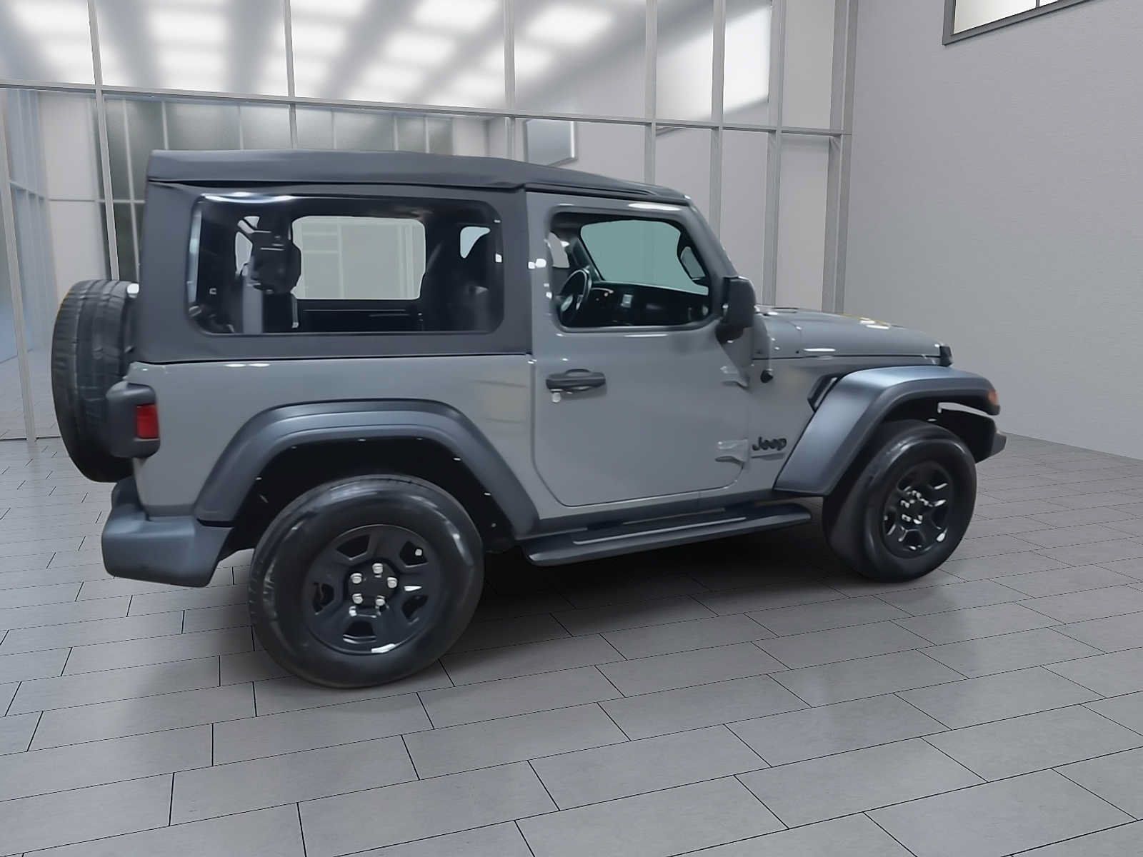 Used 2021 Jeep Wrangler Sport AWD/4WD image 9