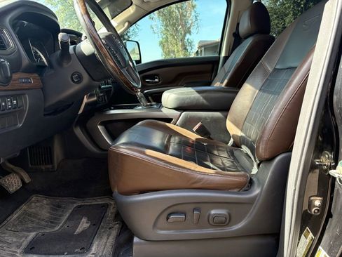 Used 2016 Nissan Titan Platinum Reserve AWD/4WD image 8