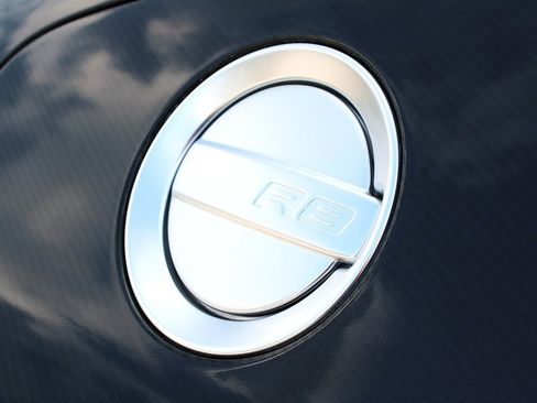 Used 2010 Audi R8 V10 image 15