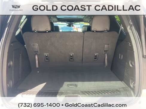 Used 2023 GMC Yukon SLT AWD/4WD image 14