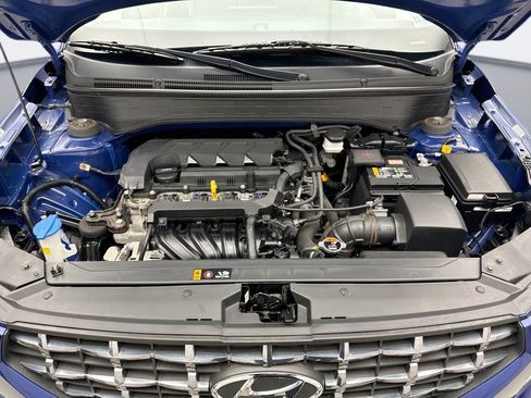 Used 2024 Hyundai Venue Limited FWD image 27