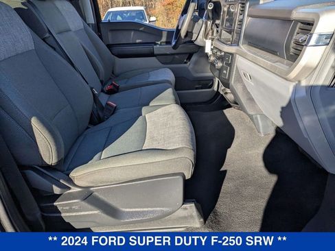 Used 2024 Ford F250 XLT w/ Snow Plow Prep Package image 41