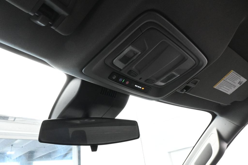 Used 2023 Chevrolet Silverado 1500 Custom RWD image 22