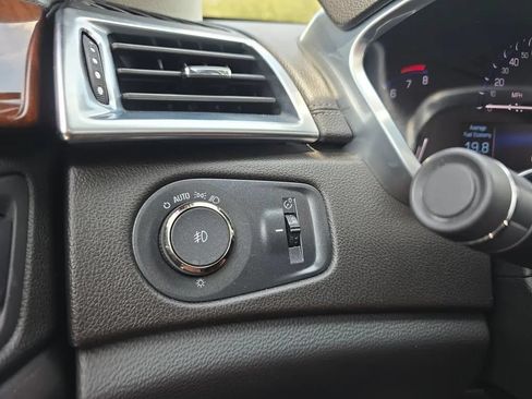 Used 2014 Cadillac SRX Performance w/ Driver Awareness Package FWD image 24