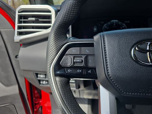 Used 2024 Toyota Sequoia Platinum image 16