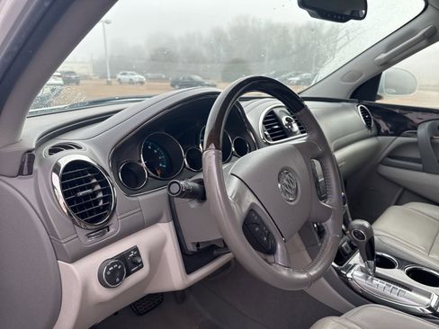 Used 2017 Buick Enclave Leather image 15