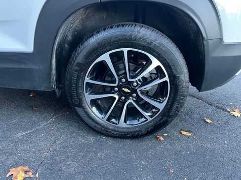 Used 2025 Chevrolet TrailBlazer LT image 25