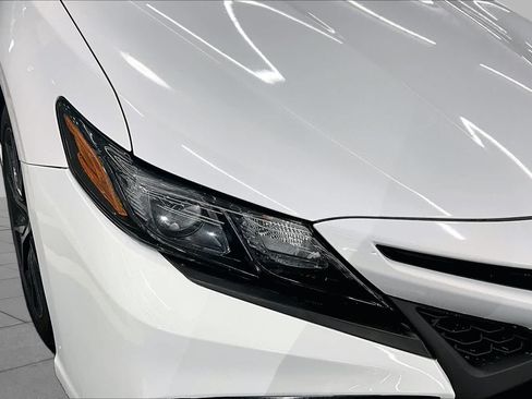 Used 2023 Toyota Camry SE w/ Protection Package (Q2) (TMS) FWD image 28