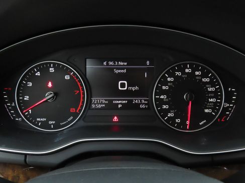 Used 2018 Audi Q5 2.0T Premium w/ Convenience Package image 11