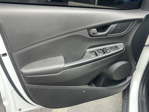 Used 2021 Hyundai Kona SEL w/ Cargo Package FWD image 16