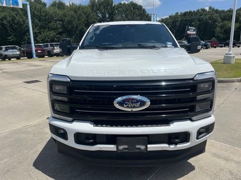 Used 2025 Ford F350 Platinum AWD/4WD image 10
