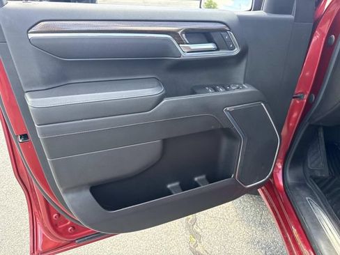 Used 2023 Chevrolet Silverado 1500 RST AWD/4WD image 18