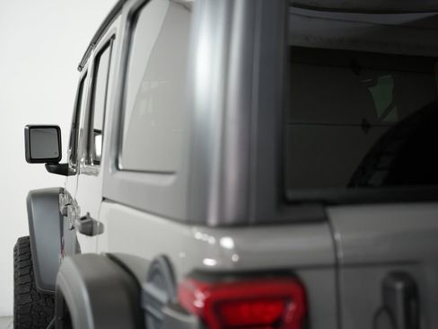 Used 2020 Jeep Wrangler Unlimited Rubicon AWD/4WD image 60