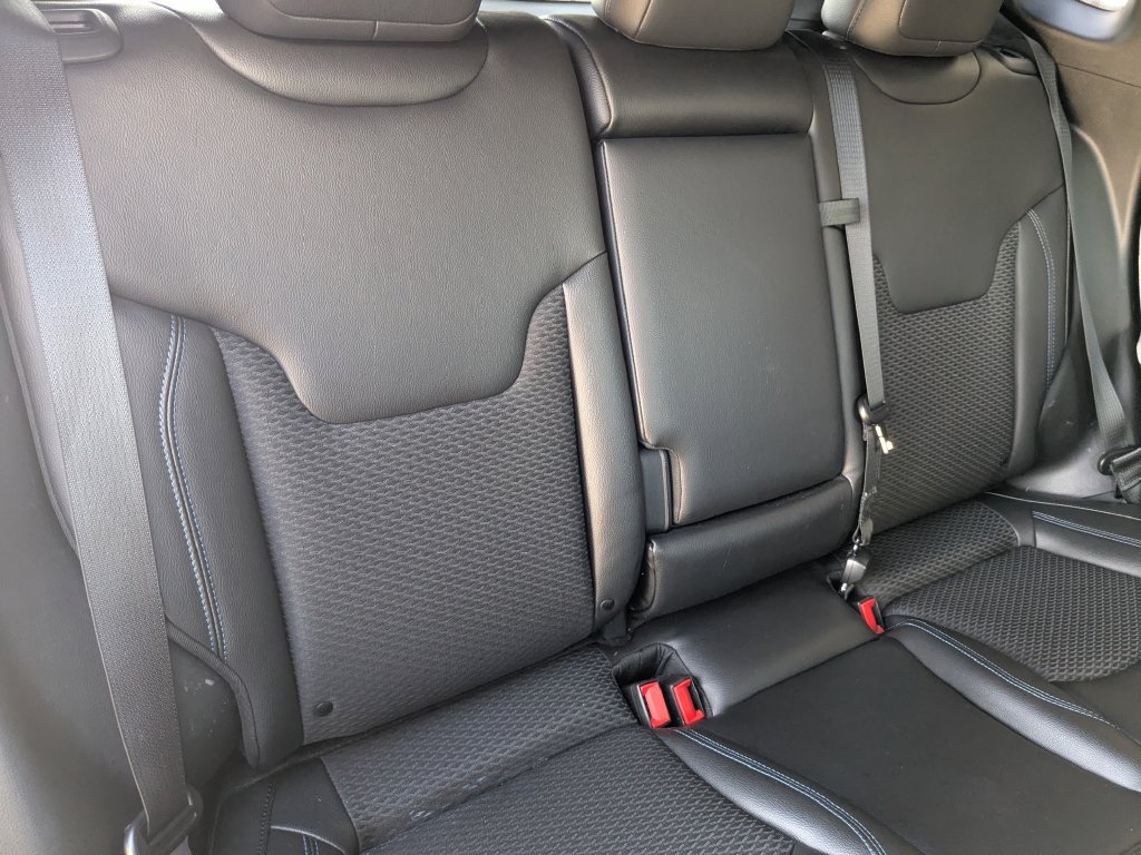 Used 2025 Jeep Compass Latitude AWD/4WD image 28