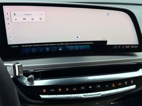 Certified 2024 Cadillac Lyriq Luxury w/ Nappa Leather Package image 6