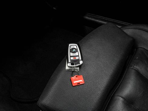 Used 2013 BMW 640i Coupe image 54