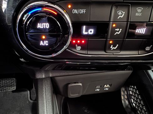 Certified 2024 Chevrolet TrailBlazer RS w/ Convenience Package AWD/4WD image 23