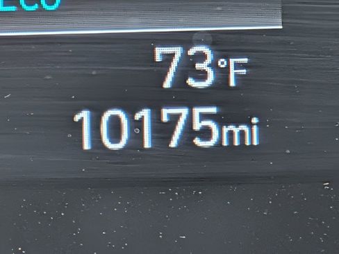 Used 2025 Hyundai Elantra Hybrid image 16