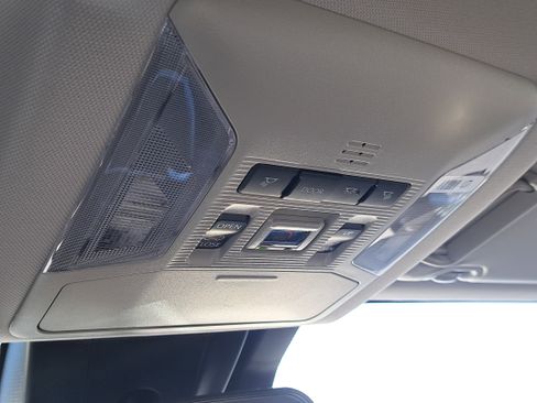 New 2025 Toyota RAV4 XLE image 31