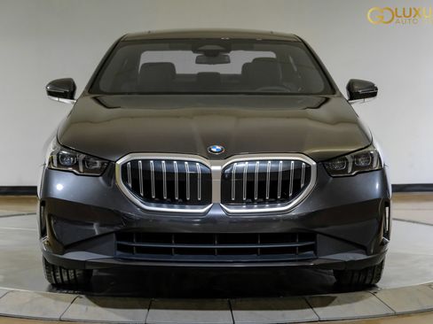 Used 2025 BMW 530i RWD image 7
