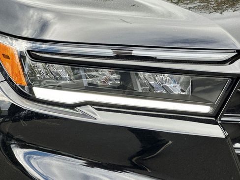 New 2025 Honda Pilot TrailSport image 31