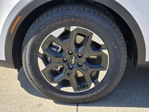 New 2026 Kia Sorento S w/ S Panoramic Sunroof Package image 8