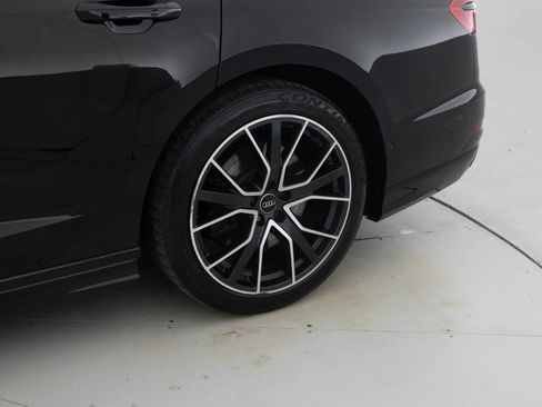 Used 2020 Audi A8 L 4.0T w/ Executive Package image 22