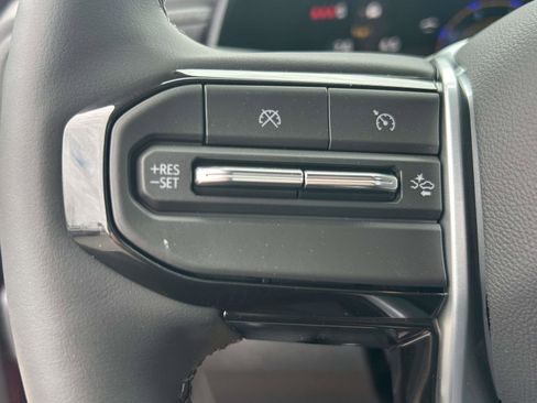 New 2026 Chevrolet Colorado LT w/ LT Convenience Package AWD/4WD image 19
