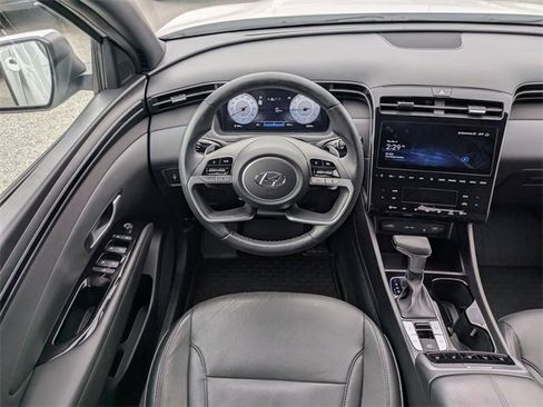 Certified 2023 Hyundai Santa Cruz Limited w/ Cargo Package image 17