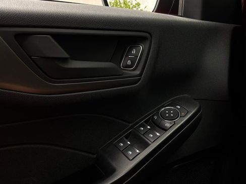 Used 2025 Ford Escape Active FWD image 20