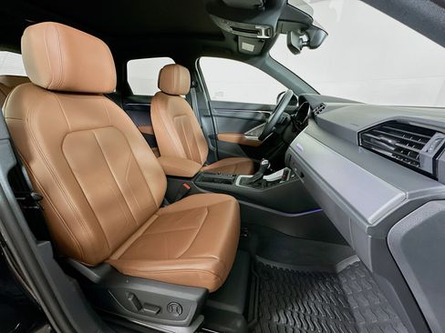 Used 2021 Audi Q3 2.0T Premium Plus image 33