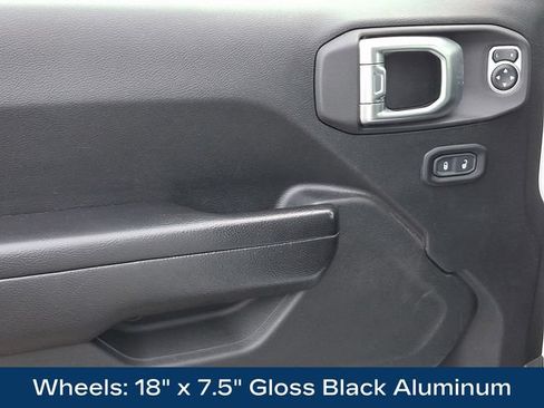 Used 2020 Jeep Wrangler Unlimited Sport AWD/4WD image 23