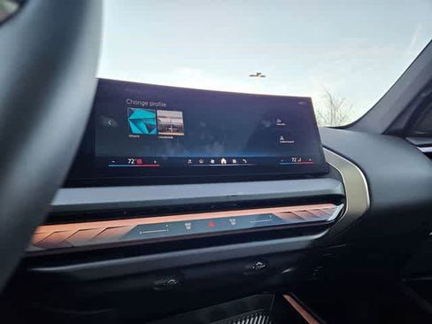 Used 2025 BMW X3 xDrive30i w/ M Sport Package image 26