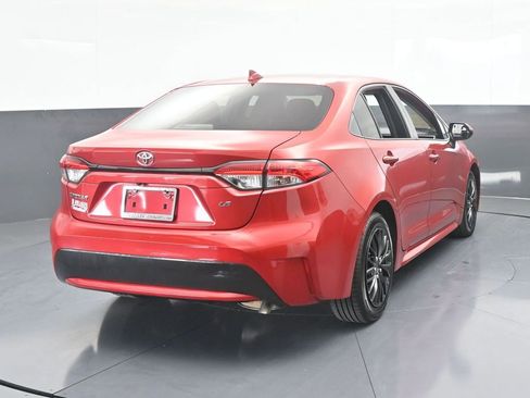 Used 2020 Toyota Corolla LE image 5